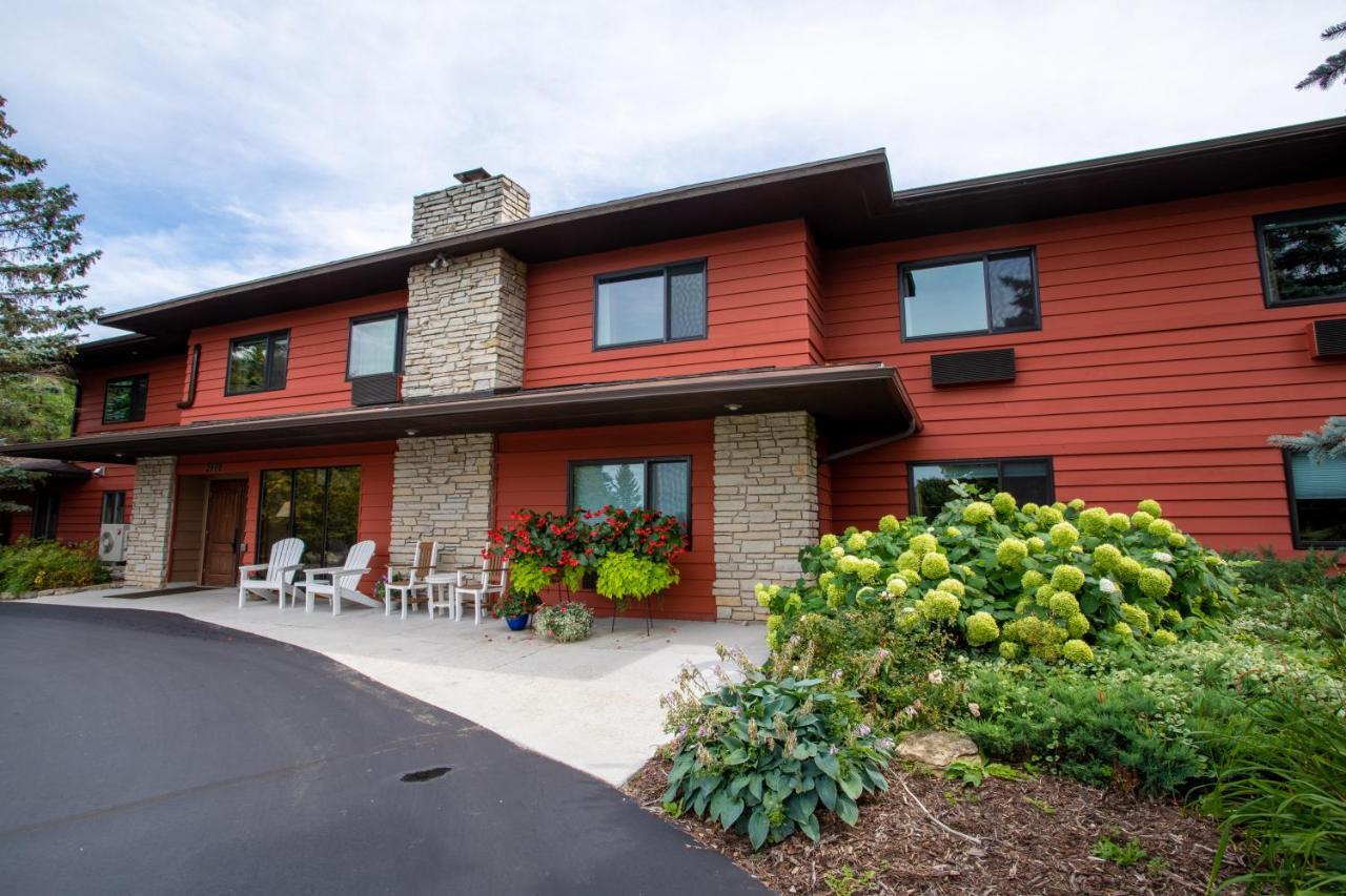 Open Hearth Lodge Sister Bay Exterior photo